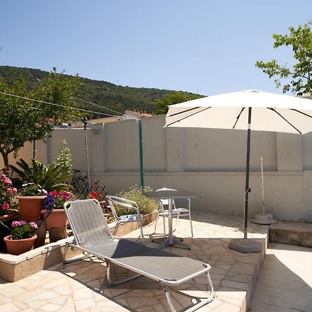 Apartments Nives Cres Exterior foto