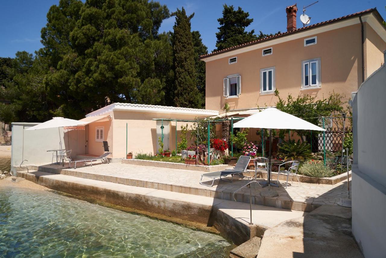 Apartments Nives Cres Exterior foto