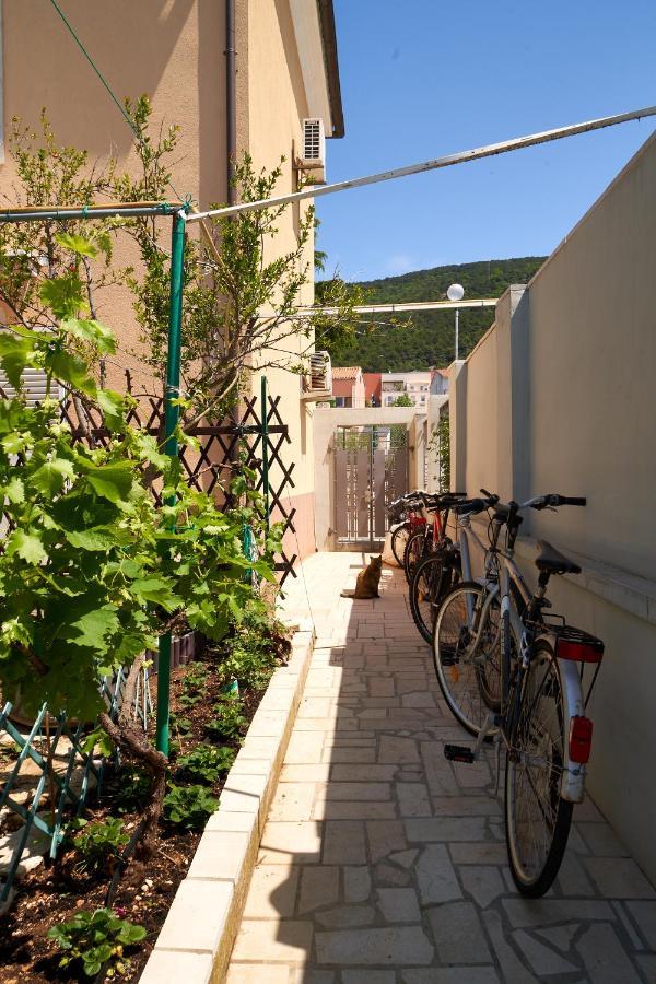 Apartments Nives Cres Exterior foto