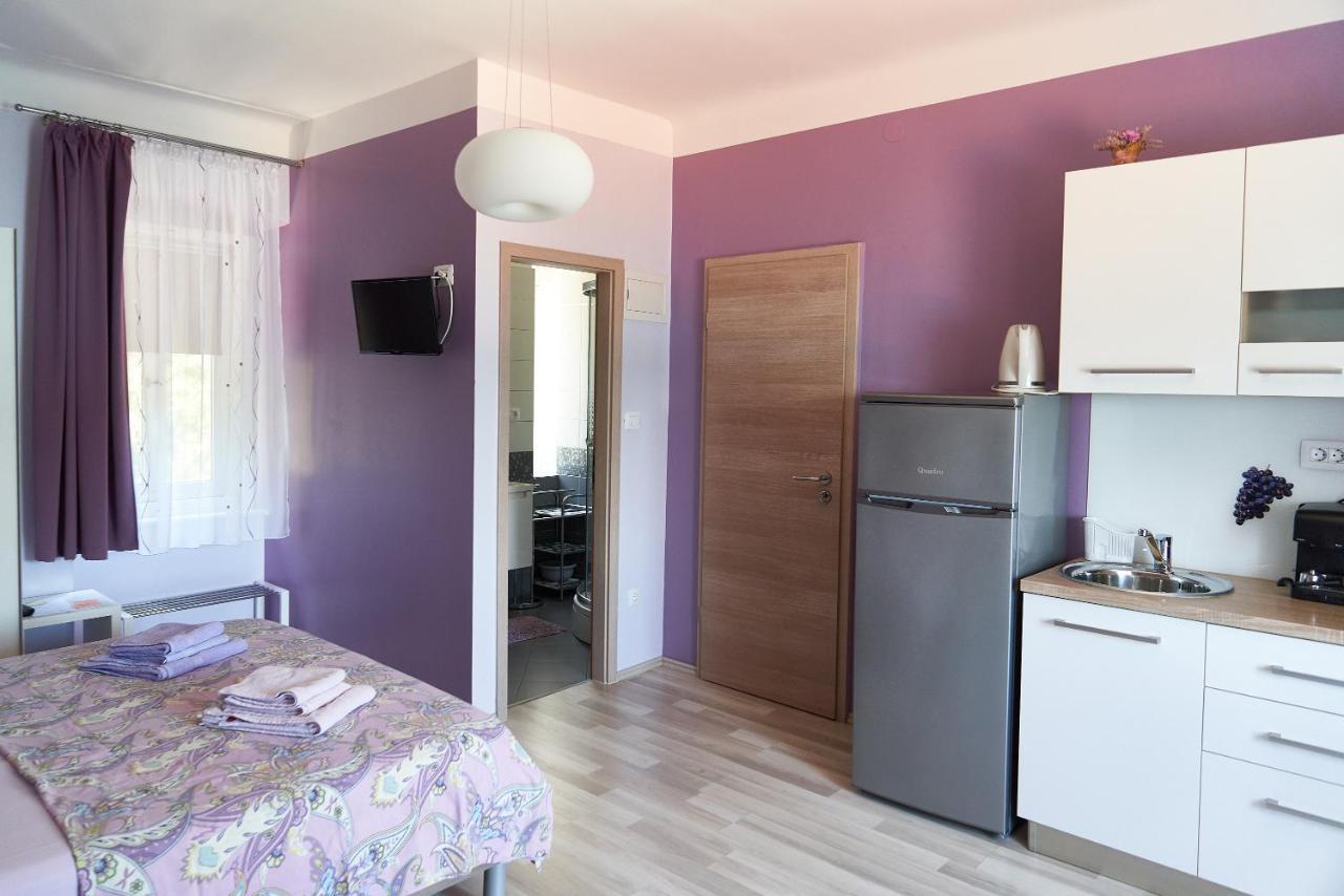 Apartments Nives Cres Exterior foto